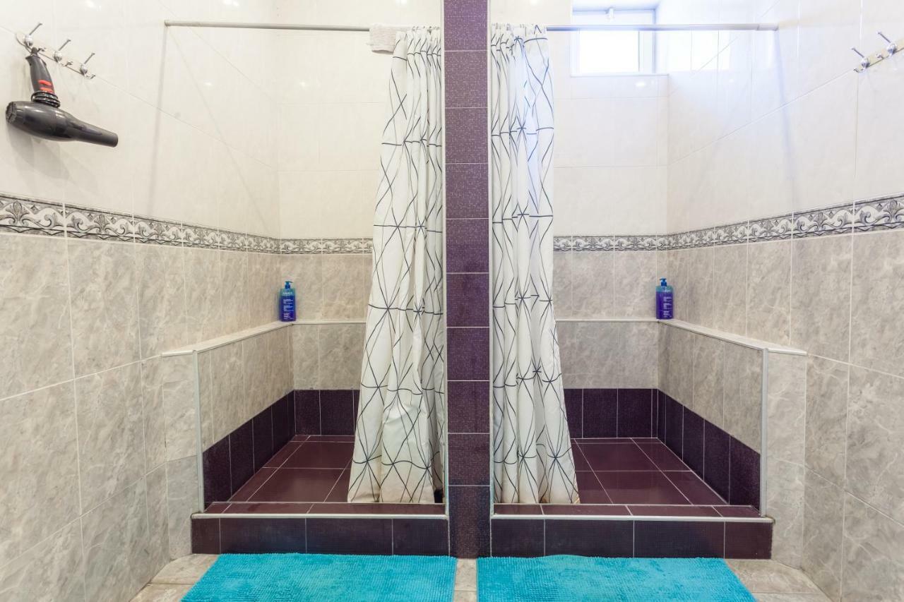 M42 Hostel Tbilisi Esterno foto