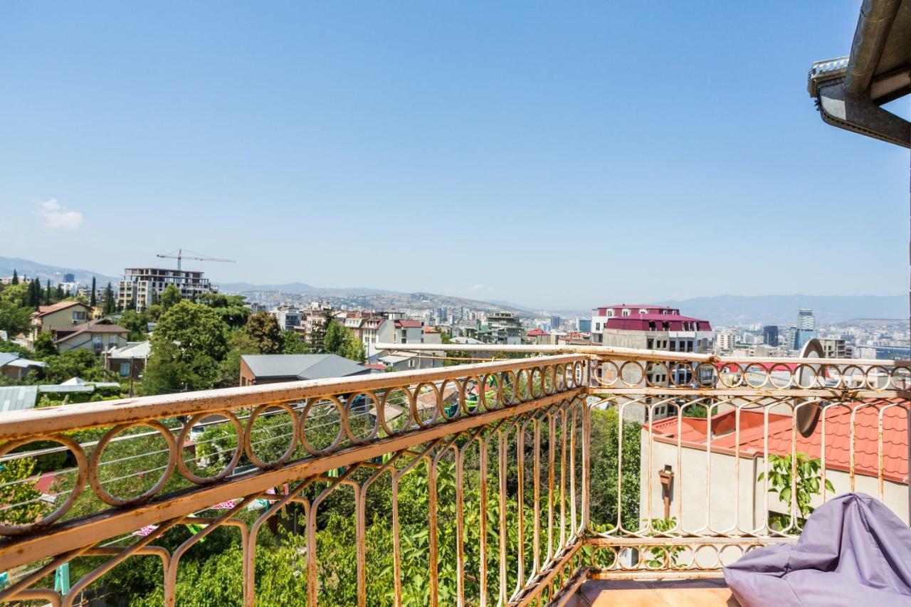 M42 Hostel Tbilisi Esterno foto