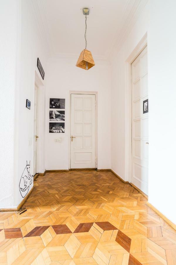 M42 Hostel Tbilisi Esterno foto